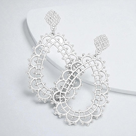 Metal Cutout Teardrop Dangle Earrings