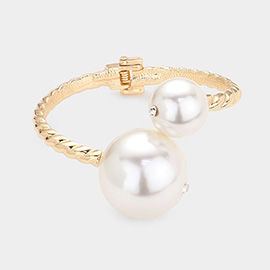 Pearl Tip Hinged Bracelet