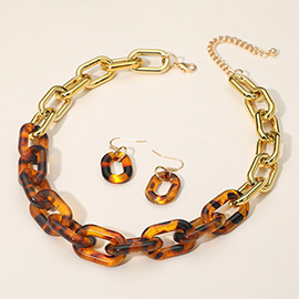 Bold Resin Chunky Chain Link Necklace