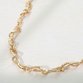 Metal Twisted Irregular Chain Necklace