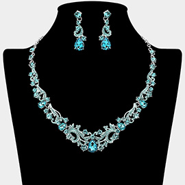 Elegant Teardrop Stone Cluster Accent Rhinestone Embellished Necklace