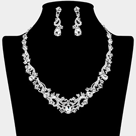 Elegant Teardrop Stone Cluster Accent Rhinestone Embellished Necklace