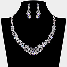Elegant Teardrop Stone Cluster Accent Rhinestone Embellished Necklace
