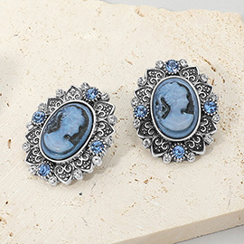 Vintage Cameo Oval Earrings