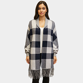 Checkered Pattern Fringe Trim Shawl Poncho
